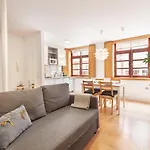 D&S - Porto São Bento Apartments